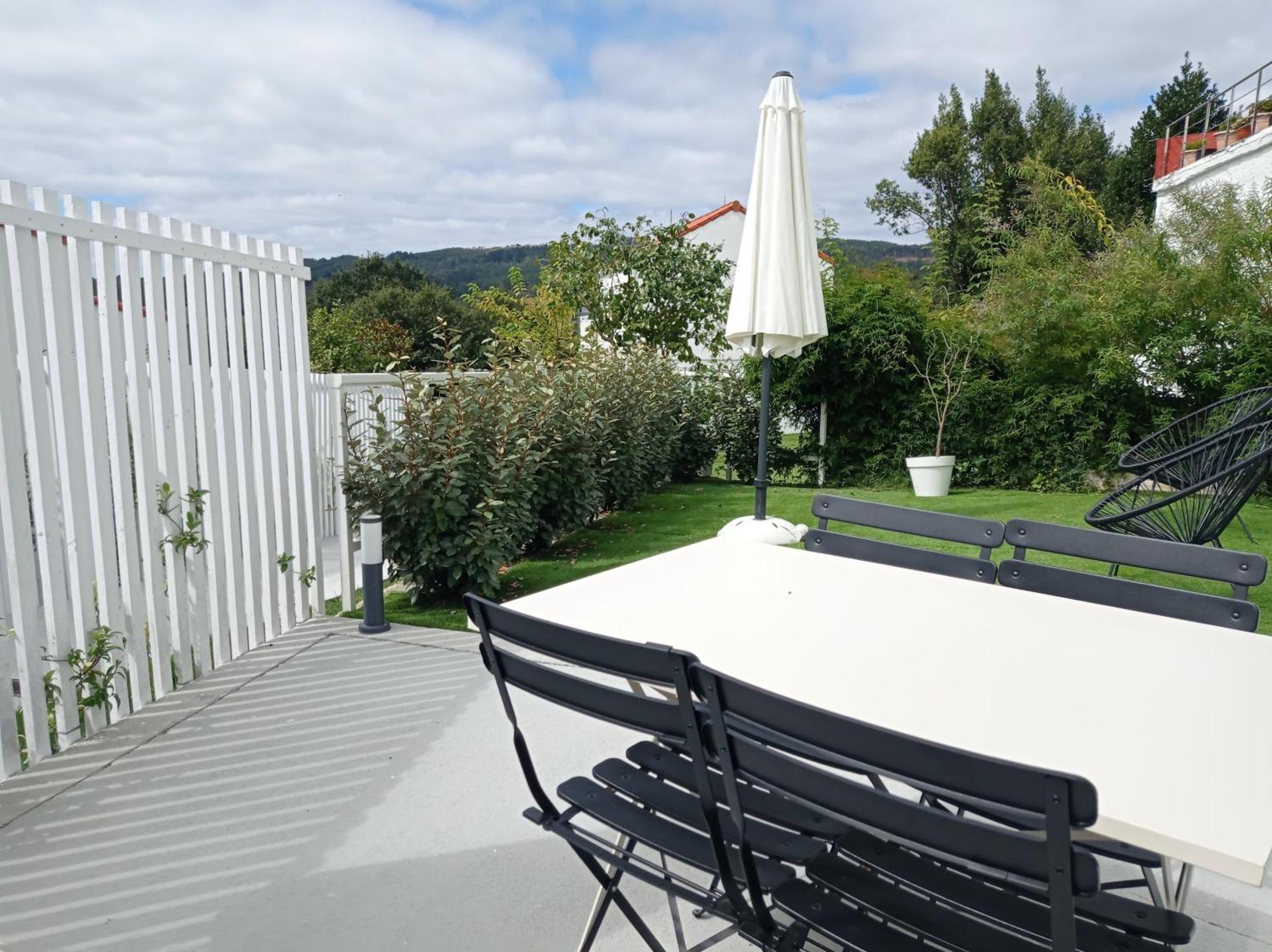 Lar Jardin - Parking Privado * San Giacomo di Compostella