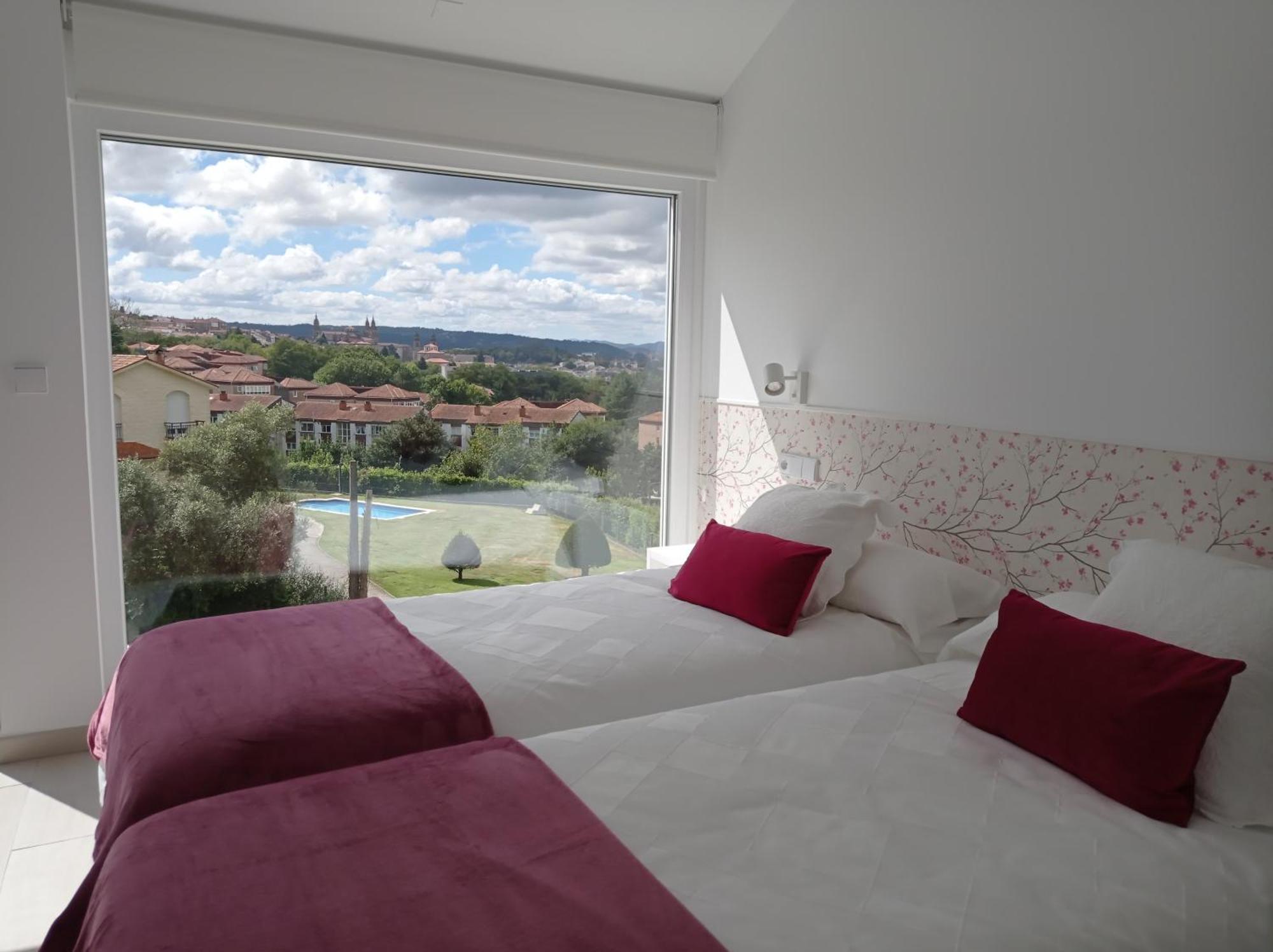 Lar Jardin - Parking Privado San Giacomo di Compostella