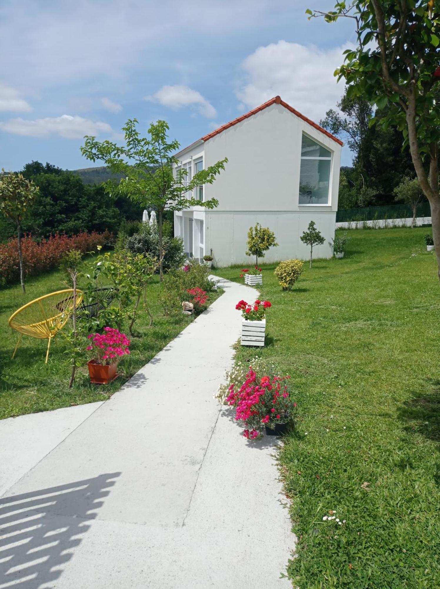 Lar Jardin - Parking Privado Santiago de Compostela